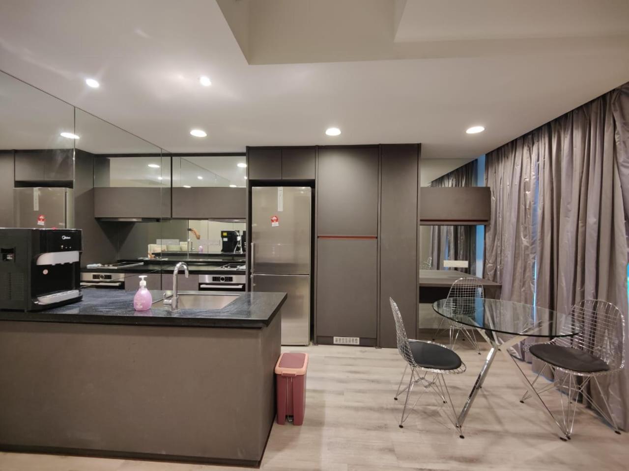 Mulberry Verve Suites Kl Mid Valley กัวลาลัมเปอร์ ภายนอก รูปภาพ