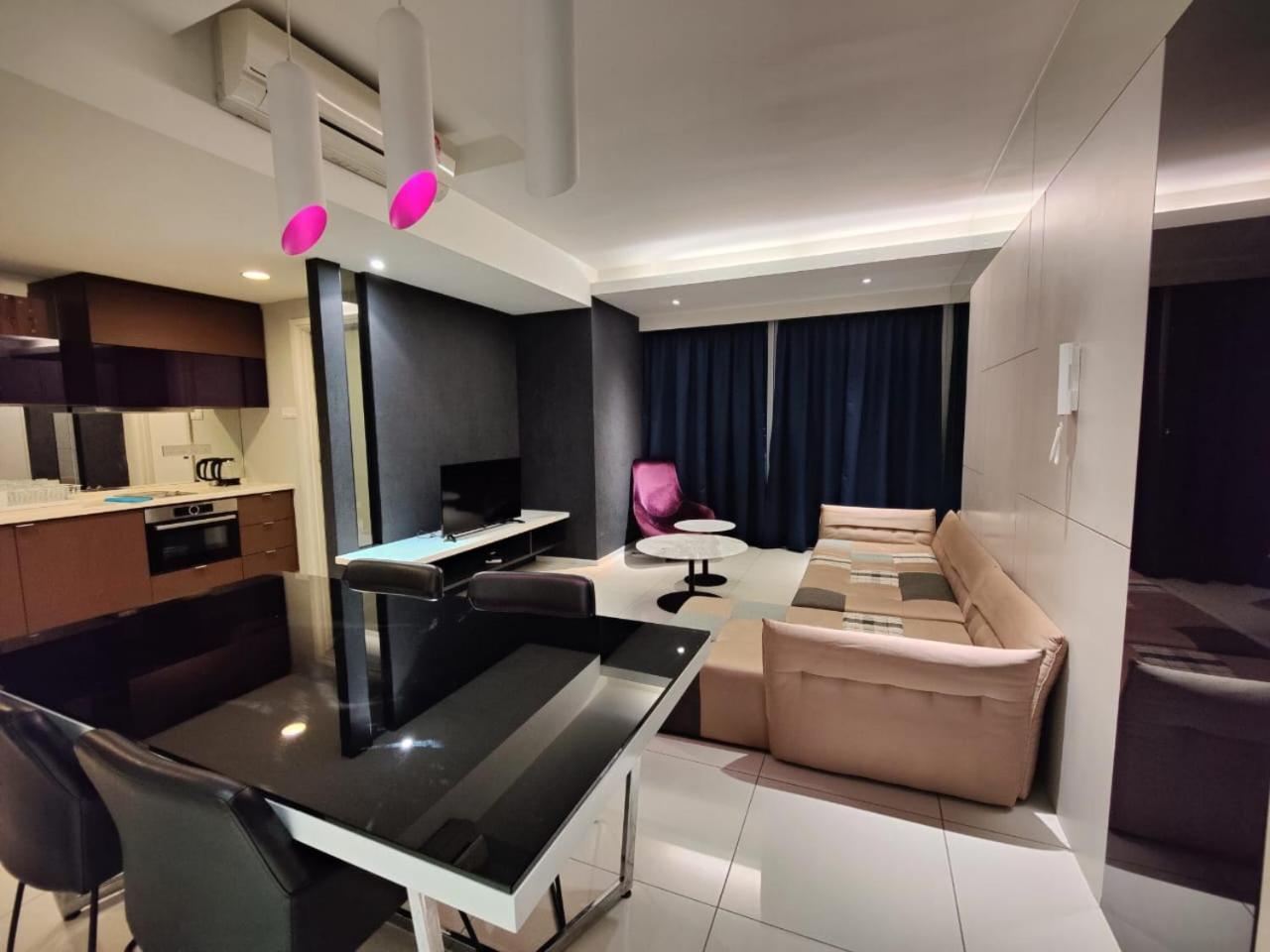 Mulberry Verve Suites Kl Mid Valley กัวลาลัมเปอร์ ภายนอก รูปภาพ
