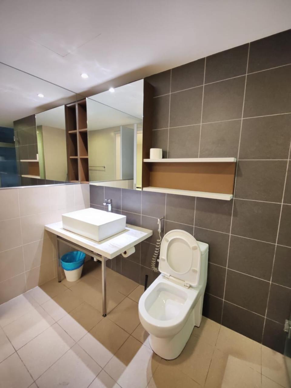 Mulberry Verve Suites Kl Mid Valley กัวลาลัมเปอร์ ภายนอก รูปภาพ